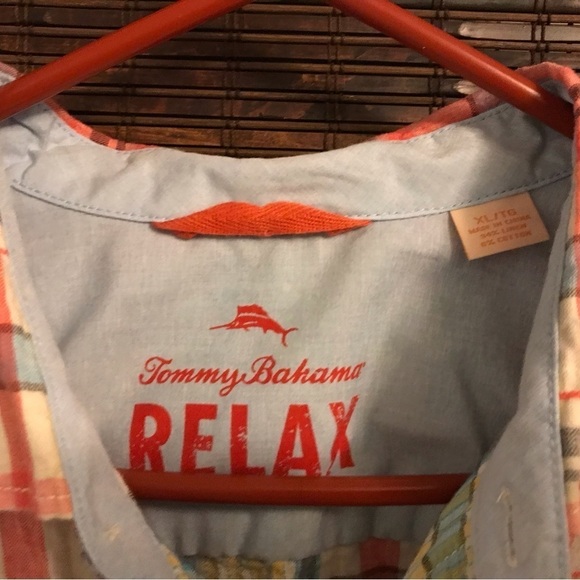 Tommy Bahama Relax Button Up Linen Shirt - Picture 2 of 6